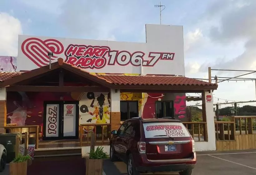 پانسیون Buddha Studios Aruba