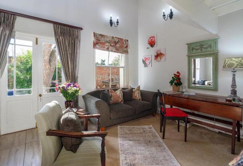 膳宿费 Fiddlewood Fields Guest House