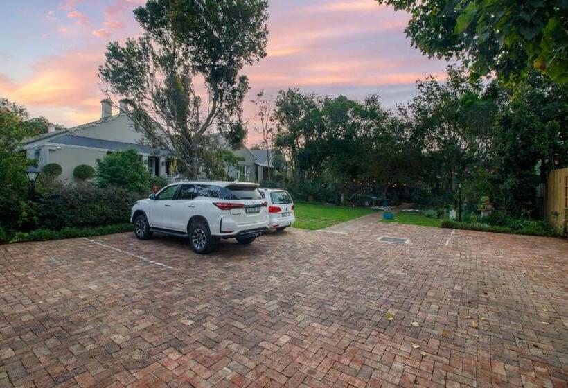 膳宿费 Fiddlewood Fields Guest House