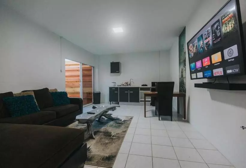 پانسیون Buddha Studios Aruba