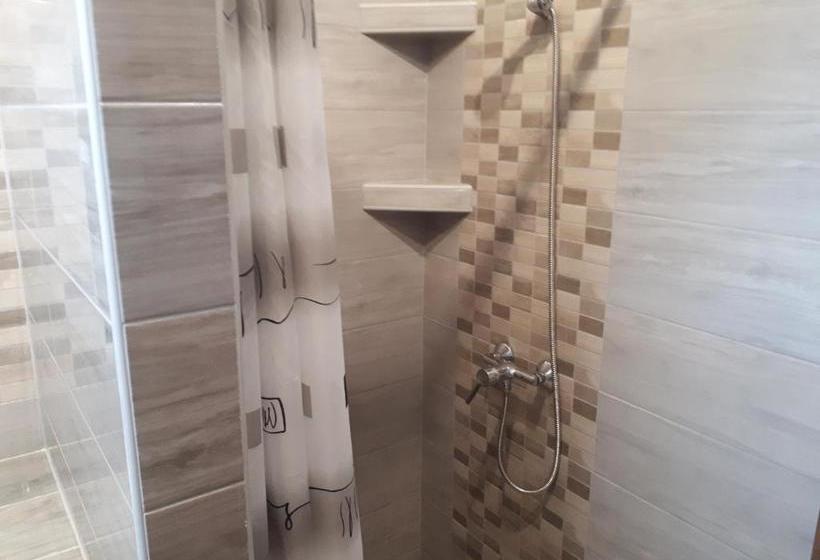 פנסיון M47 Vendégház Airport