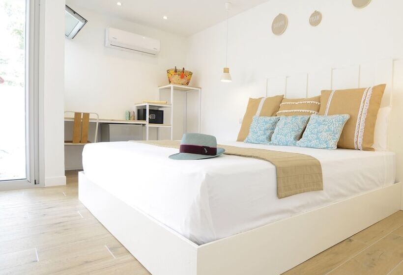 هتل Boho Tamarindo