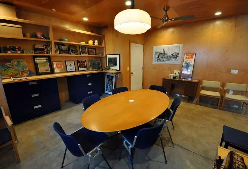 モーテル The Astro