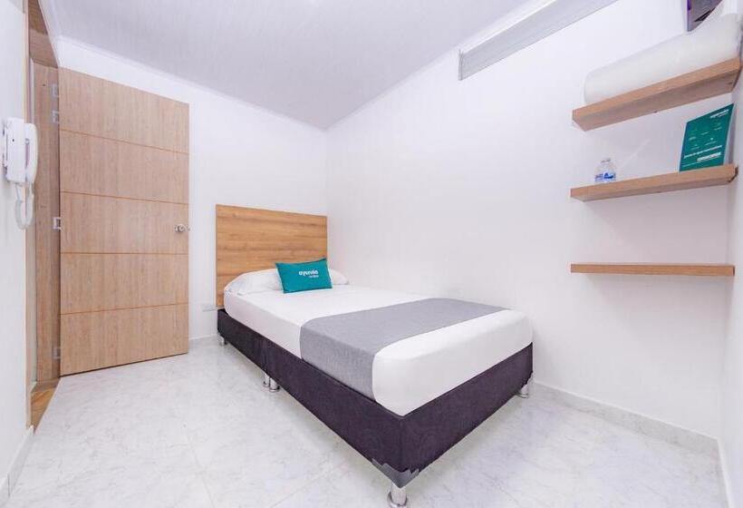 הוסטל Casa Mama