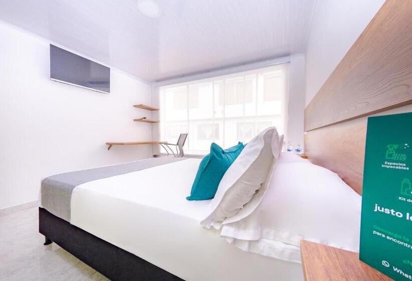 הוסטל Casa Mama