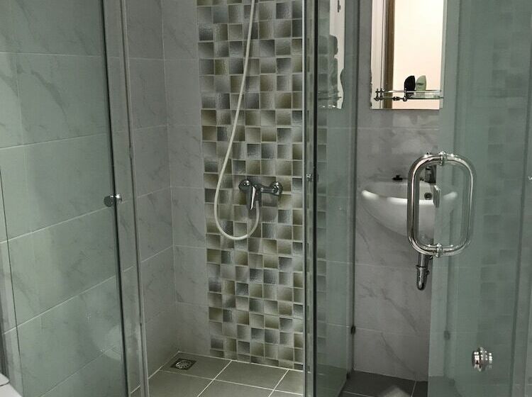 פנסיון Hillside Suite Guest House