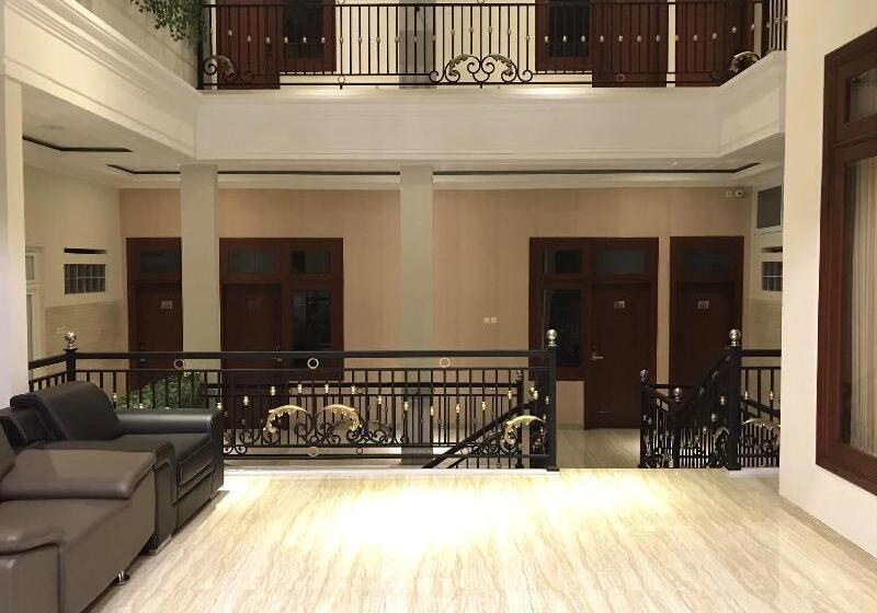 פנסיון Hillside Suite Guest House