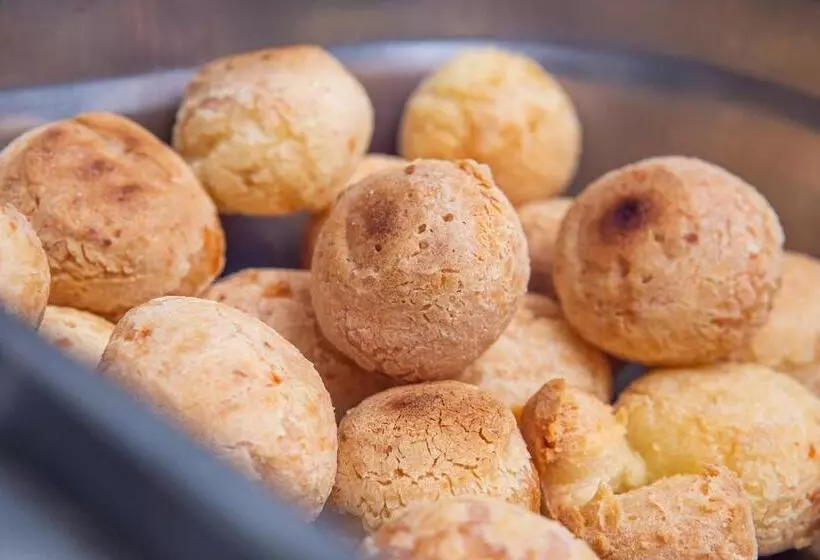 Majatalo Pousada Villa Blu Maresias