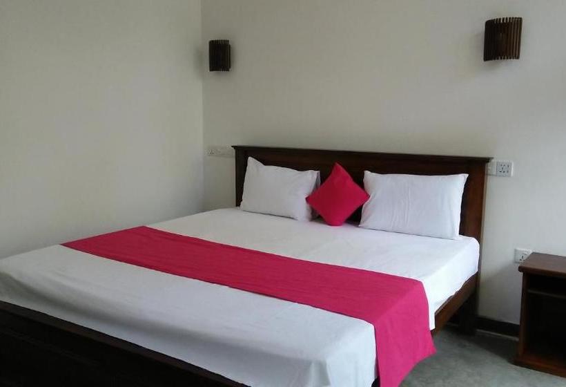 פנסיון Sunworld Villa