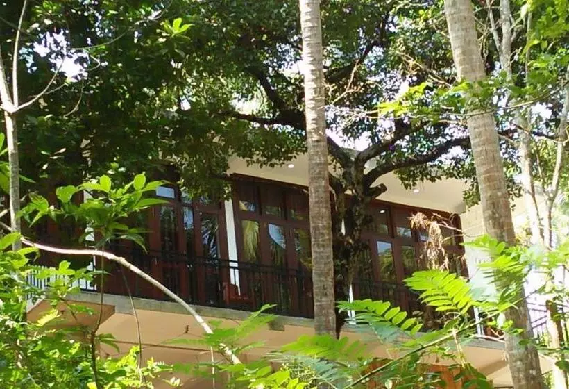 پانسیون Sunworld Villa