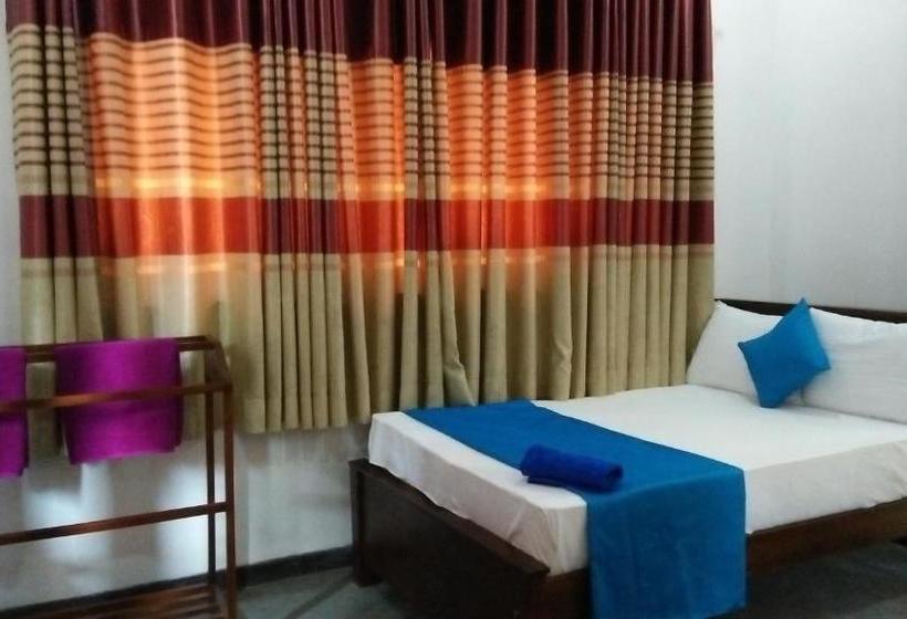 פנסיון Sunworld Villa