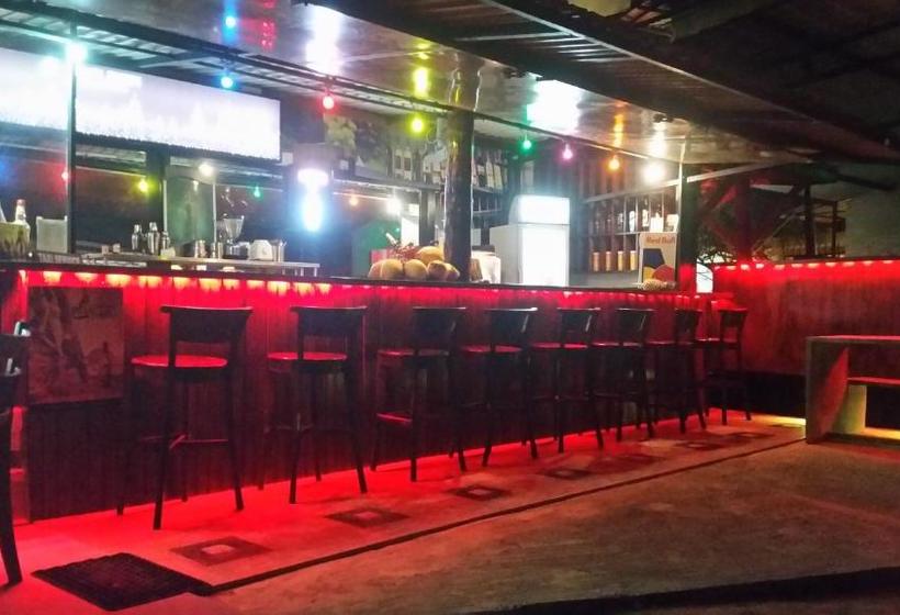 פנסיון Sunworld Villa