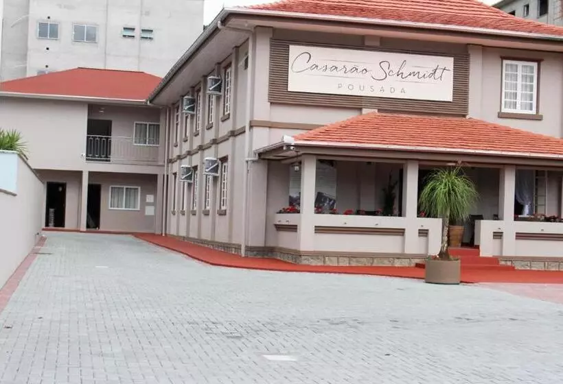 ペンション Pousada Casarao Schmidt