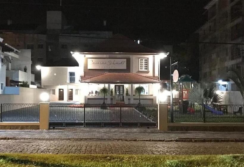 بنسيون Pousada Casarao Schmidt