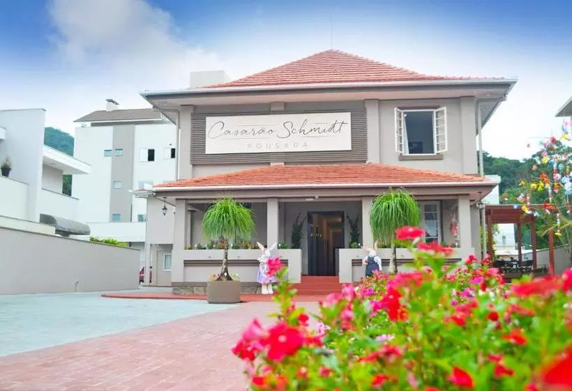 ペンション Pousada Casarao Schmidt