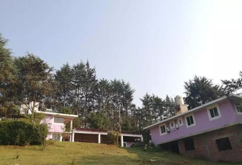 ペンション Bosques
