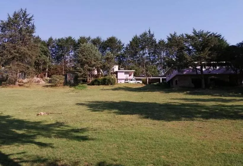 ペンション Bosques