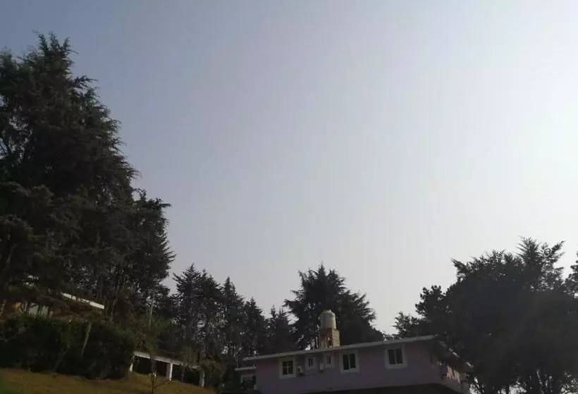 ペンション Bosques