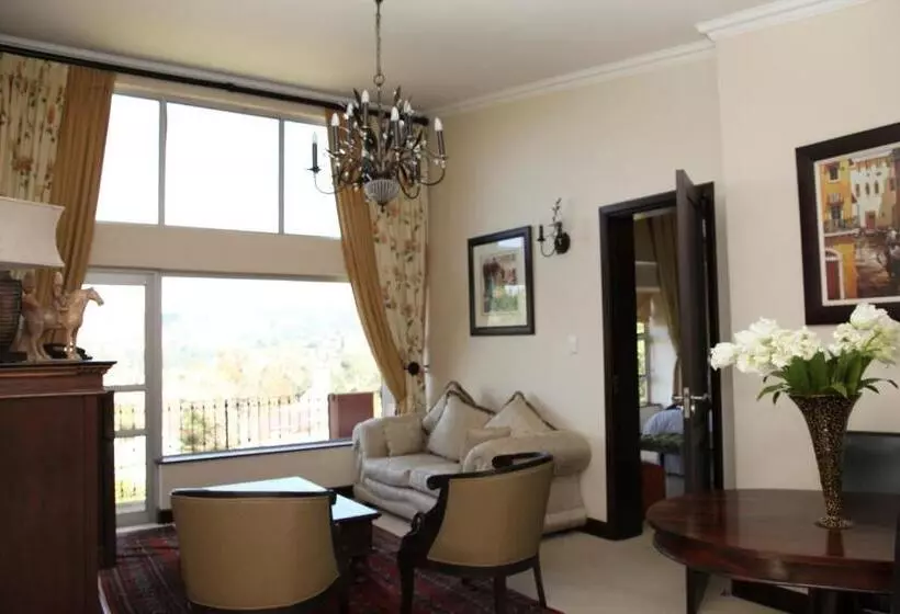 پانسیون Mac Atini Guest House