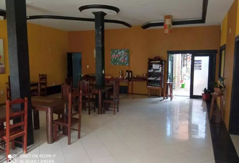 ペンション Pousada Kantuta