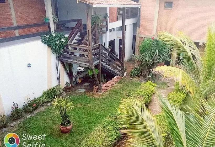 ペンション Pousada Kantuta