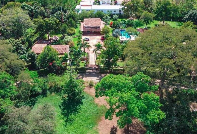 پانسیون San Sebastian Del Tonusco