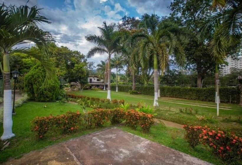 پانسیون San Sebastian Del Tonusco