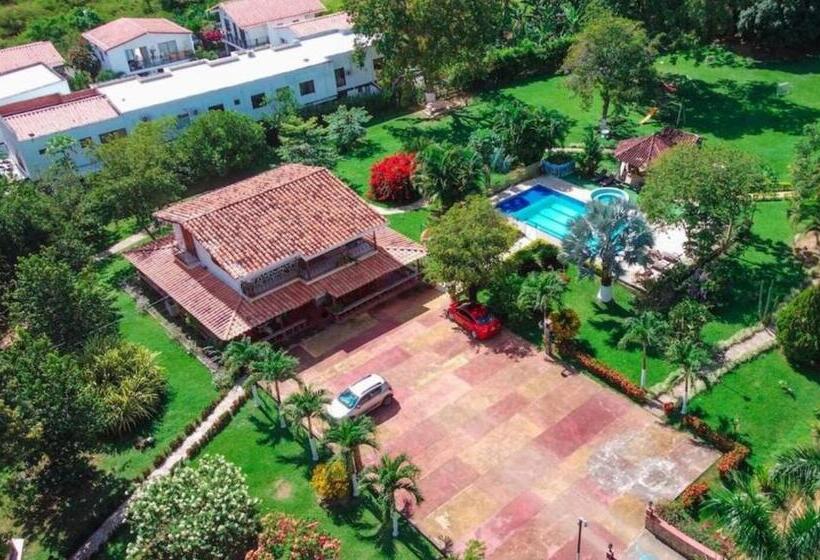 پانسیون San Sebastian Del Tonusco