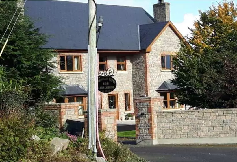 پانسیون Farnham View B & B Near Farnham Estate