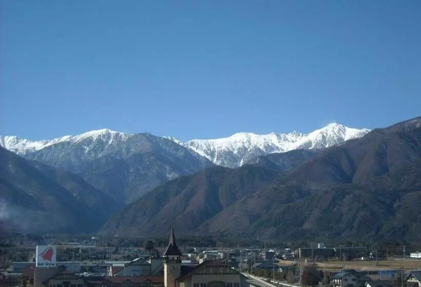 Hotelli Komagane Premont