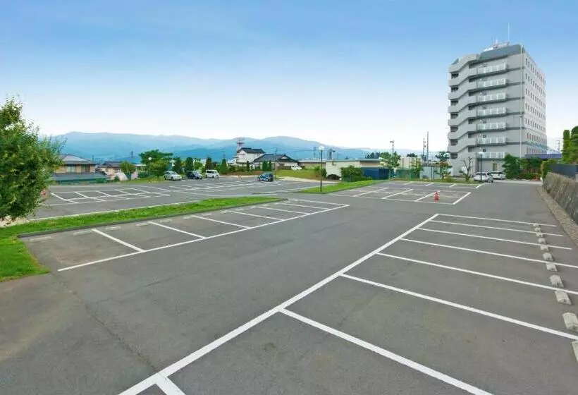 Hotelli Komagane Premont