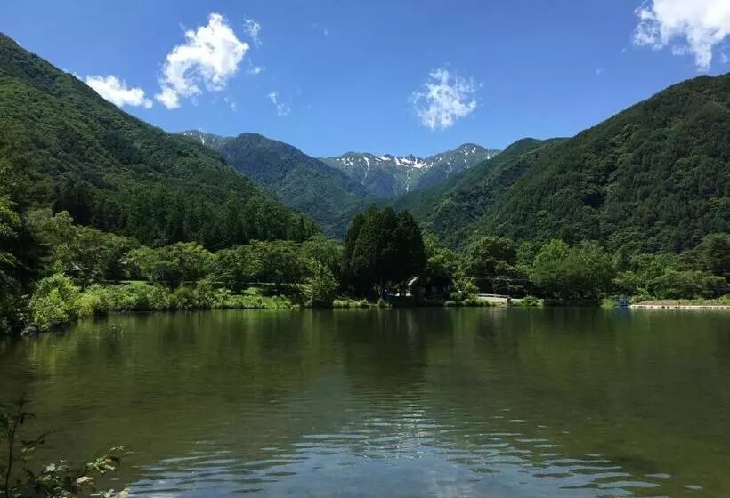 Hotelli Komagane Premont