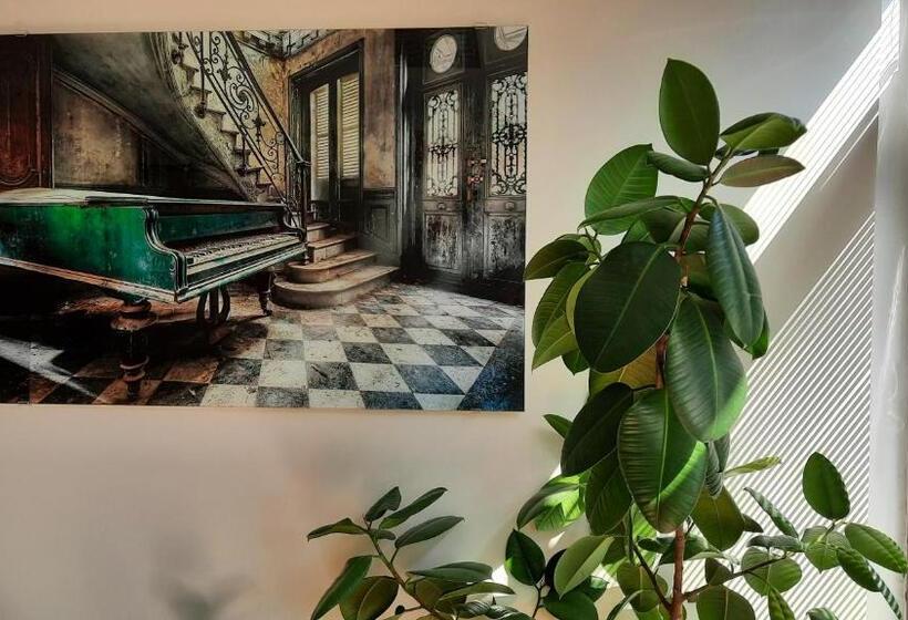 پانسیون Apartmani Rale Rooms