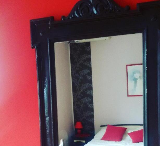 پانسیون Apartmani Rale Rooms