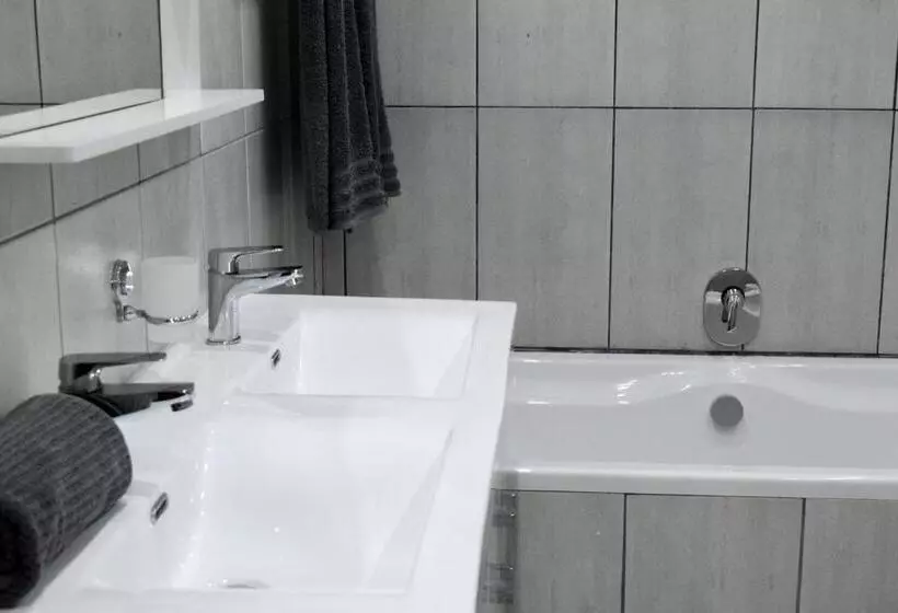 Majatalo Arcangeli Wines