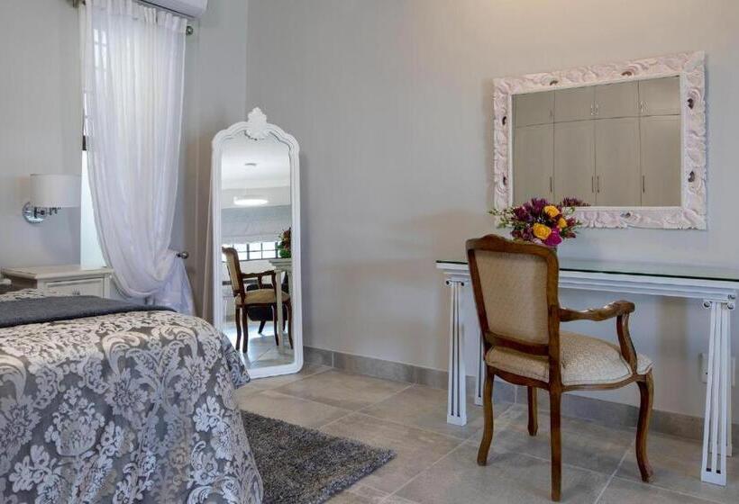 膳宿费 Arcangeli Wines