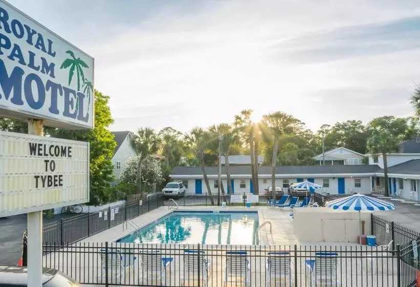 Royal Palms Motel