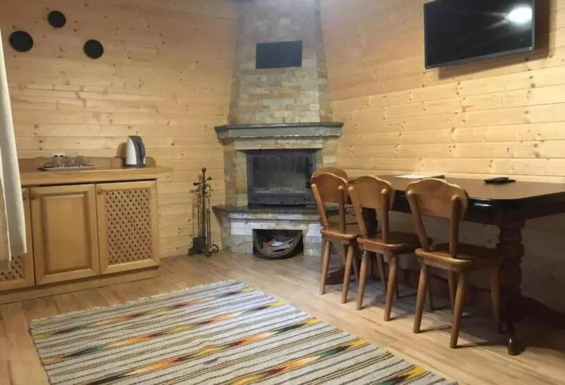 Majatalo Guesthouse Kolo Druziv