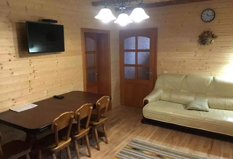 Majatalo Guesthouse Kolo Druziv