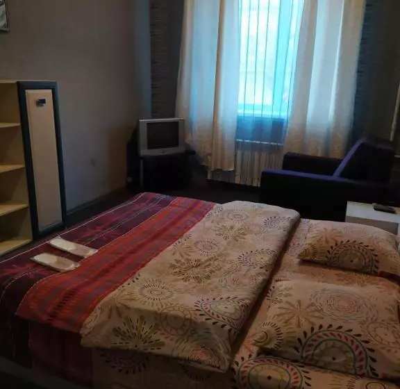 هاستل Mini Hotel Na Gasheka