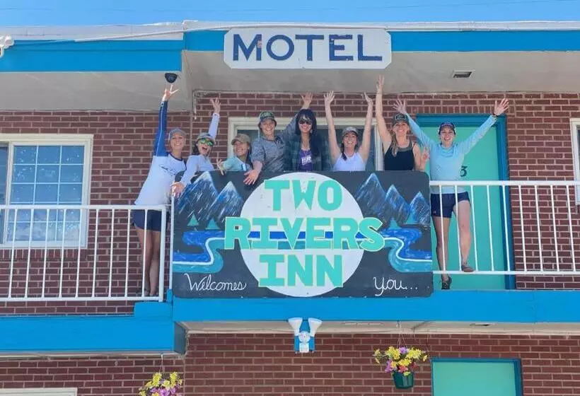 Motelli Two Rivers Inn