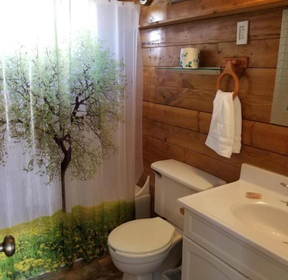 Мотель Two Rivers Inn