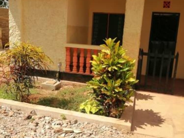 پانسیون Diani Travelers Guest House