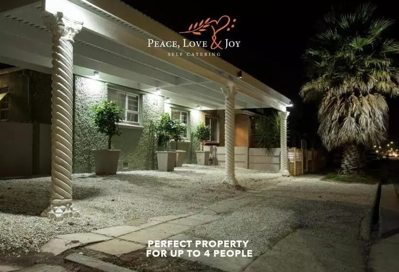 پانسیون Peace Love And Joy Self Catering Units