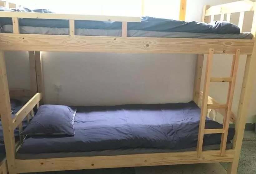 No. 6 Cuobian Hostel