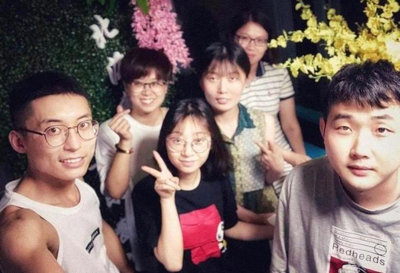 Pensão Music Bar International Youth Apartment Beihai