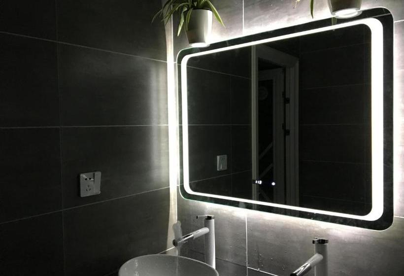 Pensão Music Bar International Youth Apartment Beihai