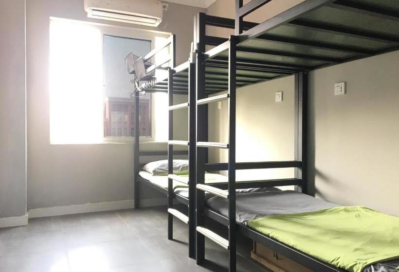 Pensão Music Bar International Youth Apartment Beihai