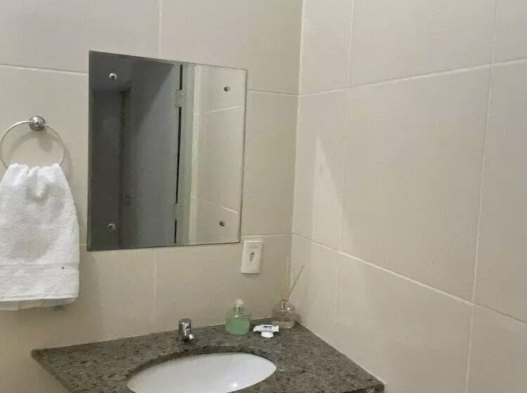 پانسیون Pousada Universitária