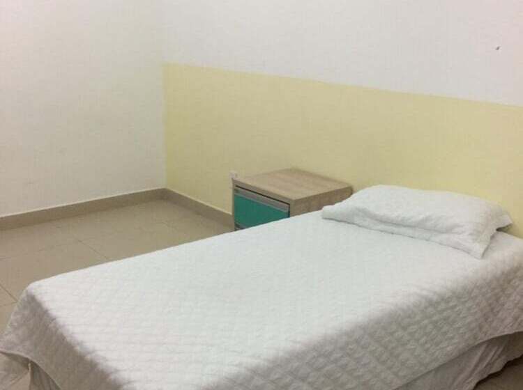 Pension (Hôtel basse catégorie) Pousada Universitária